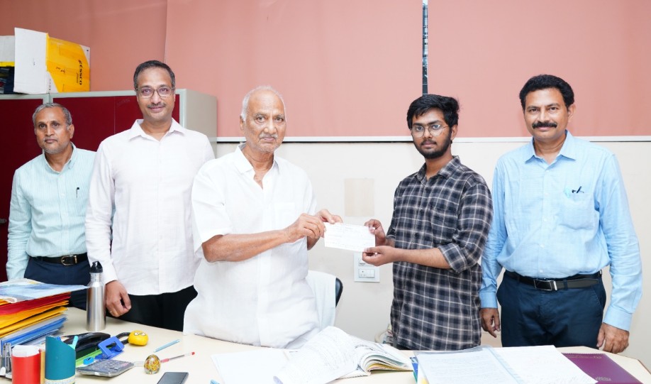 Sri Prakash Student Secures IIT Bombay Seat