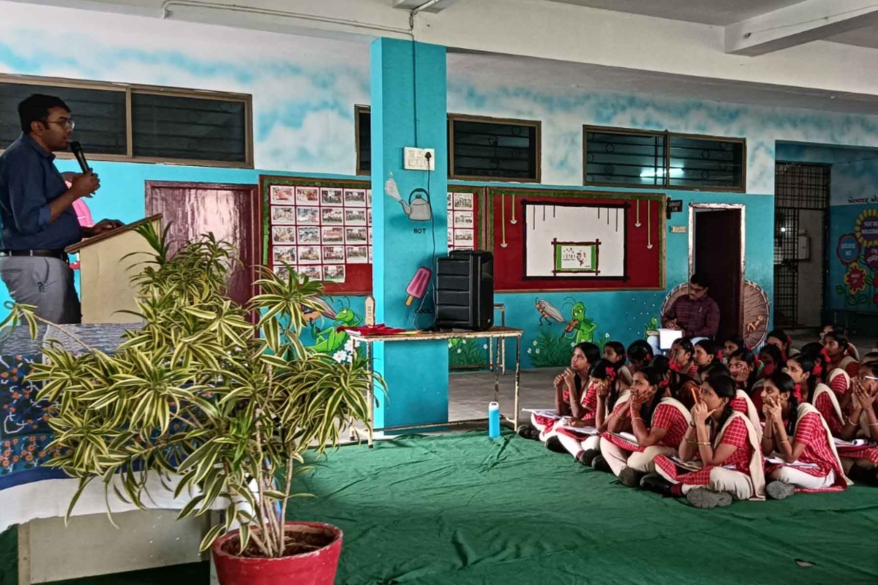 Dr. Ravikiran, Paediatrician, Area  hospital, Tuni Visits School as Athidi