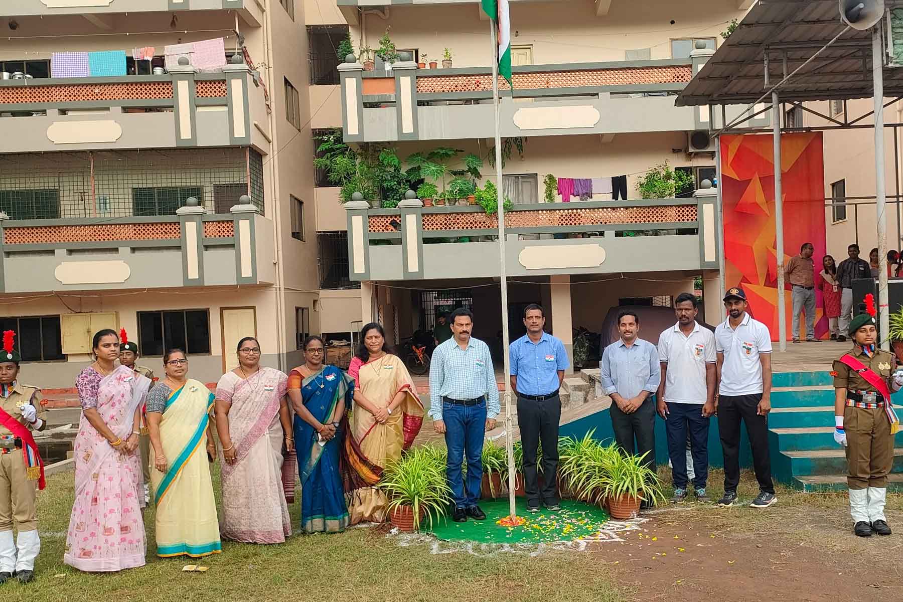 PATRIOTIC VIBES FOR INDEPENDENCE DAY AT SRI PRAKASH
