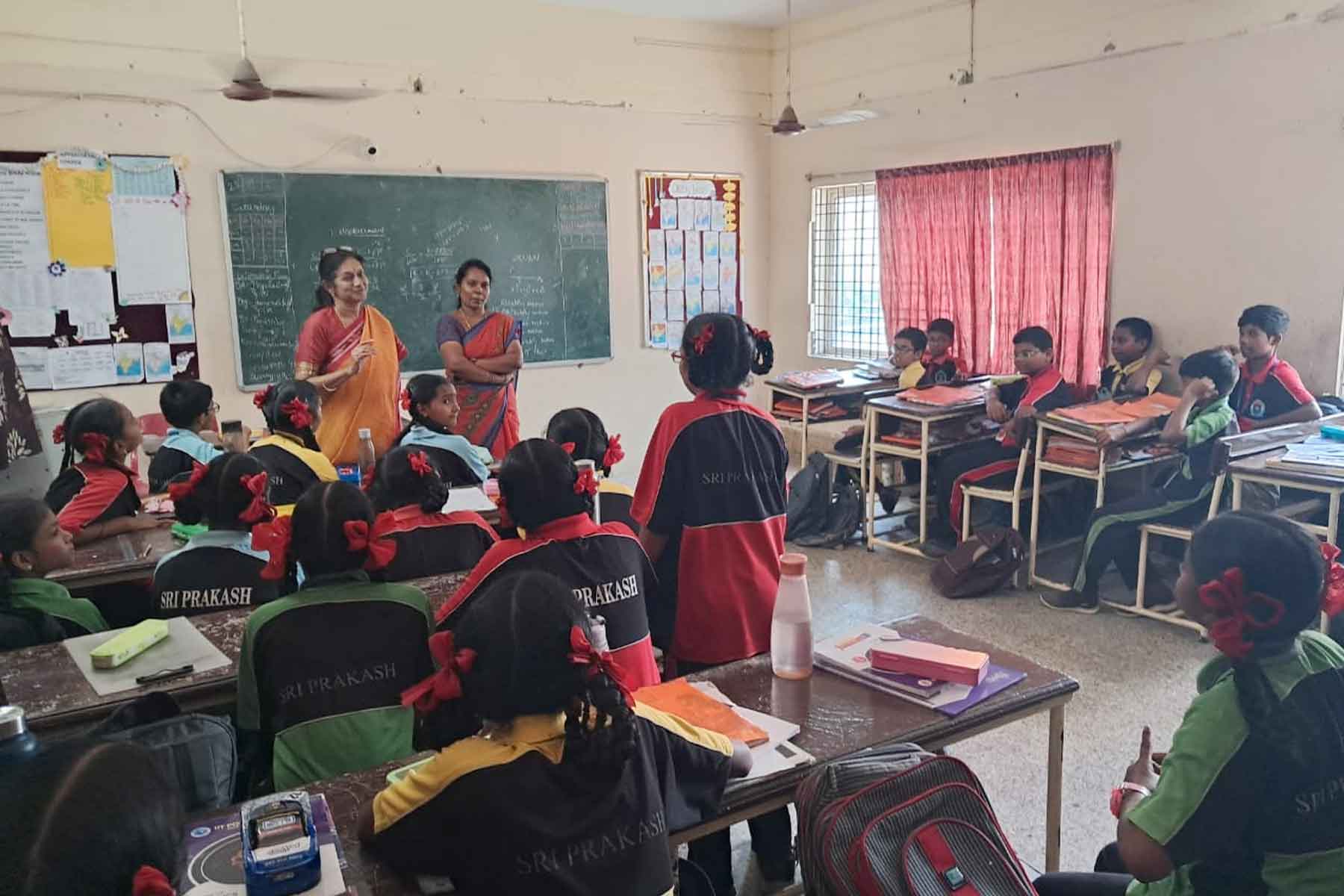 A Physics Teacher’s spark ignites young minds